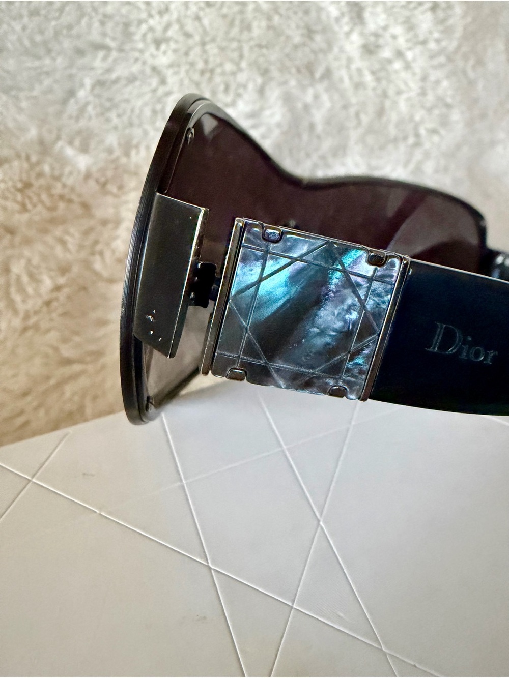 Dior Vintage. Shield Sunglasses in Black/ Cannage - Full Set - Picture 5 of 17
